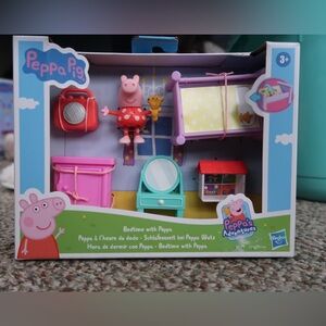 Bedtime with Peppa toy